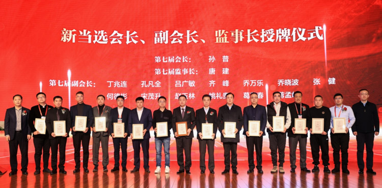 三項殊榮，見證了鵬鴻從原點走向全國